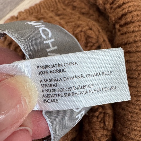 Like new! Michael Kors Brown Knit Beanie - Picture 3 of 5